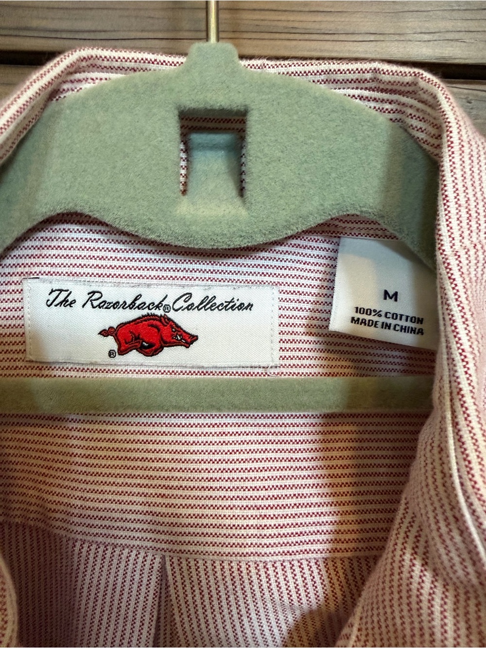 The Razorback Collection button down - Picture 3 of 4